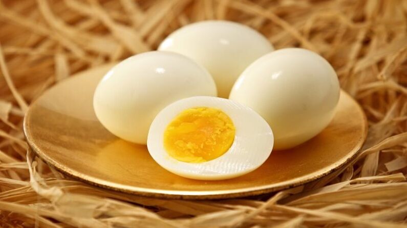 Huevos Cocidos Para La Dieta De Alforfón