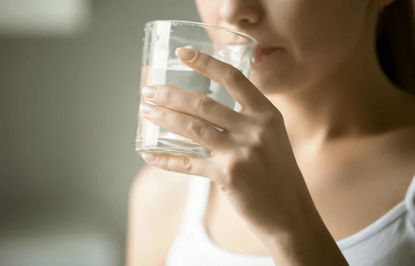 Beber agua todos los días